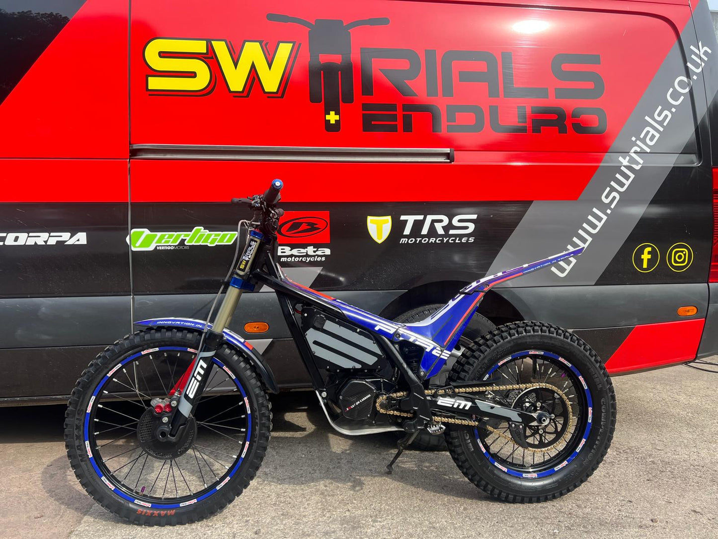 2022 Em Epure race trials bike