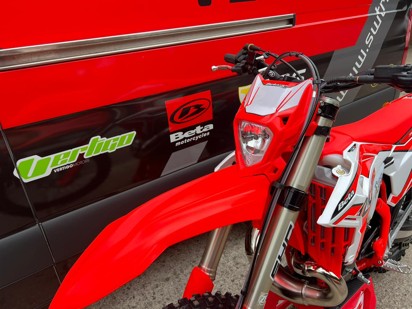 2025 Beta RR X-PRO 2T 250cc/300cc Enduro Bike