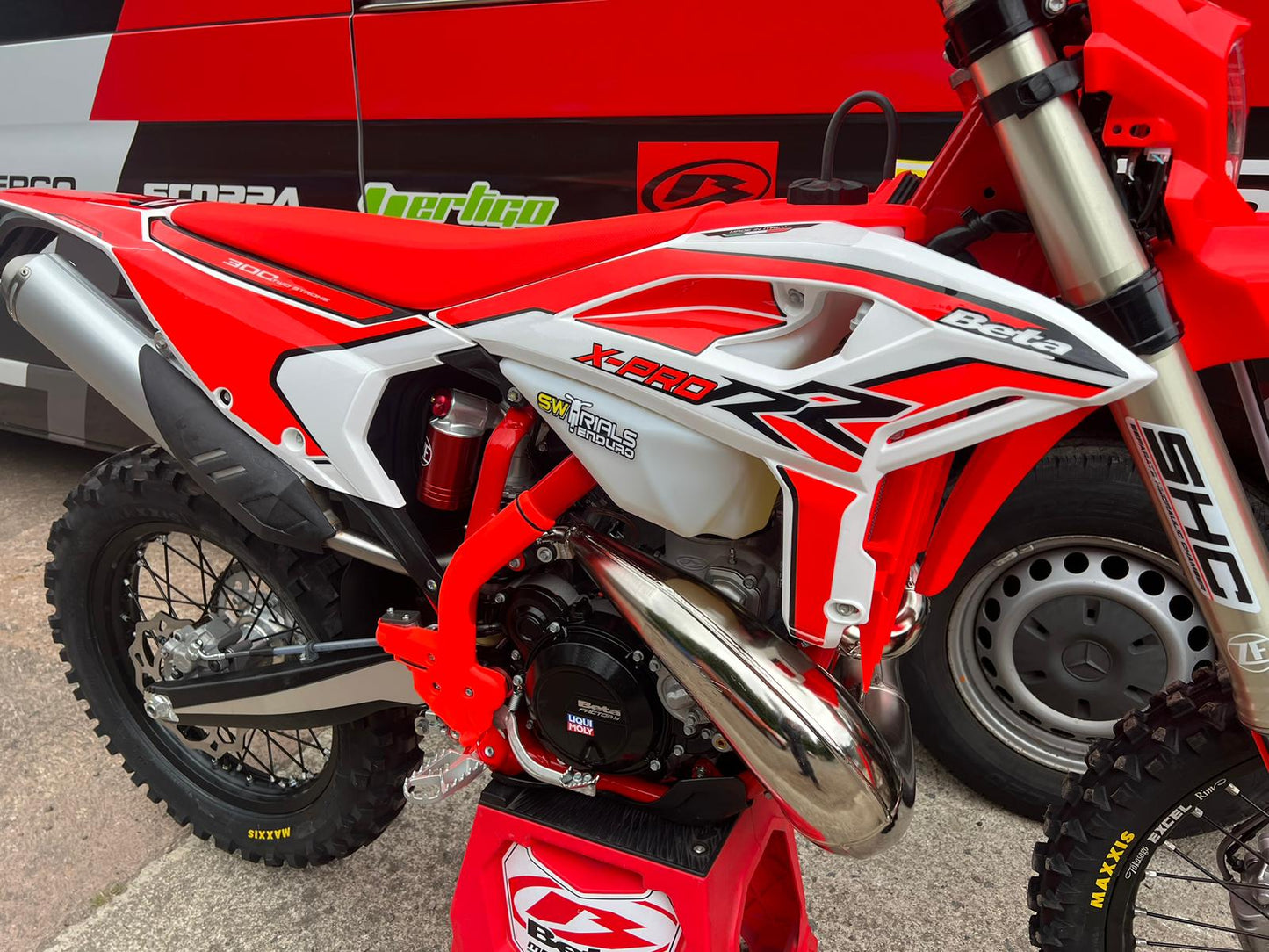 2025 Beta RR X-PRO 2T 250cc/300cc Enduro Bike