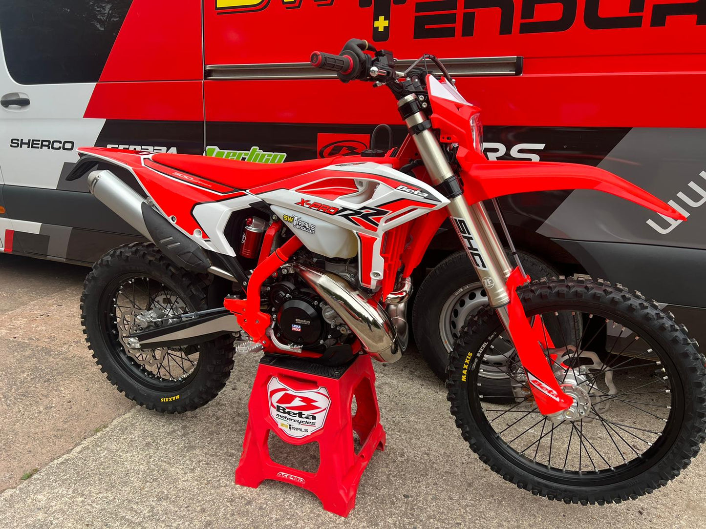2025 Beta RR X-PRO 2T 250cc/300cc Enduro Bike