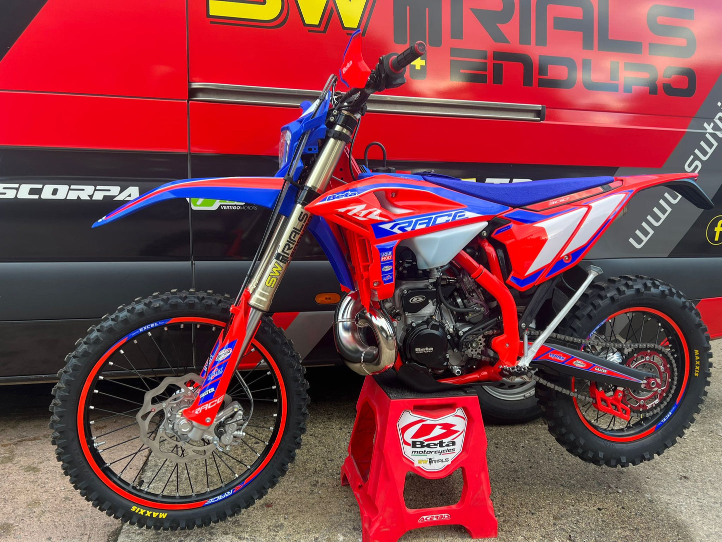 2025 Beta RR Race 2T 250cc/300cc Enduro Bike