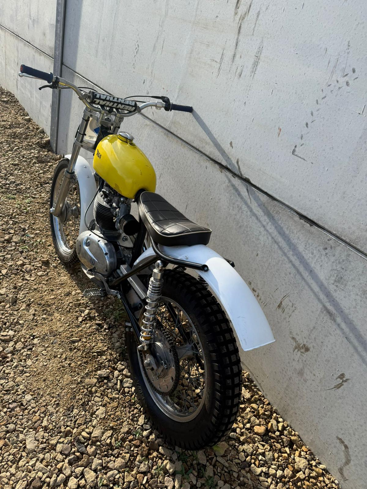 1965 BSA B40 350cc Classic Twinshock Trials Bike