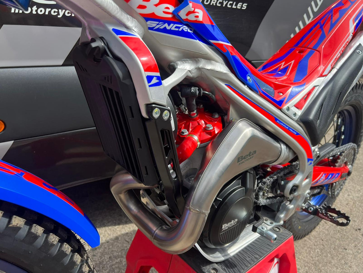 2026 Beta SINCRO Factory 2T 250cc/300cc Trials Bike