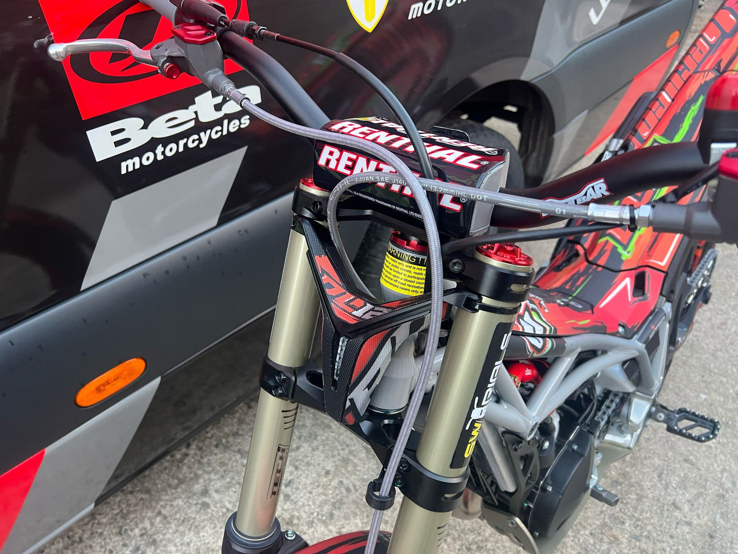 2025 Vertigo Nitro DL12 Dougie Lampkin Replica 125cc/225cc/250cc/300cc Trials Bike