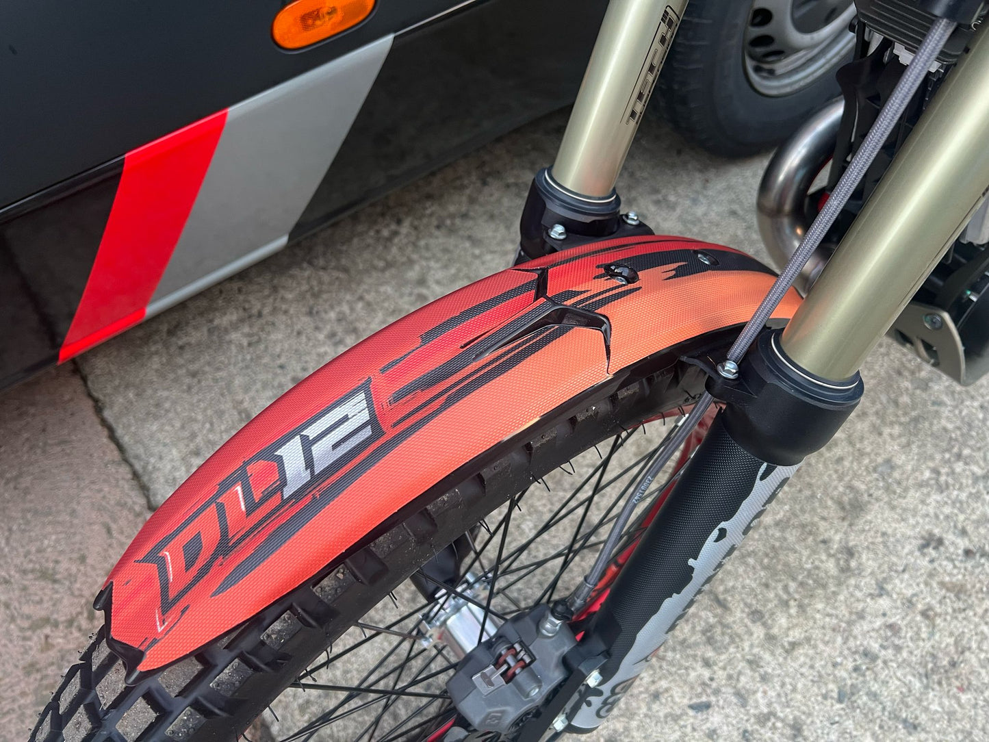 2025 Vertigo Nitro DL12 Dougie Lampkin Replica 125cc/225cc/250cc/300cc Trials Bike