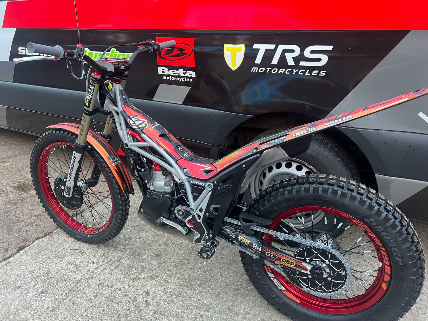 2025 Vertigo Nitro DL12 Dougie Lampkin Replica 125cc/225cc/250cc/300cc Trials Bike