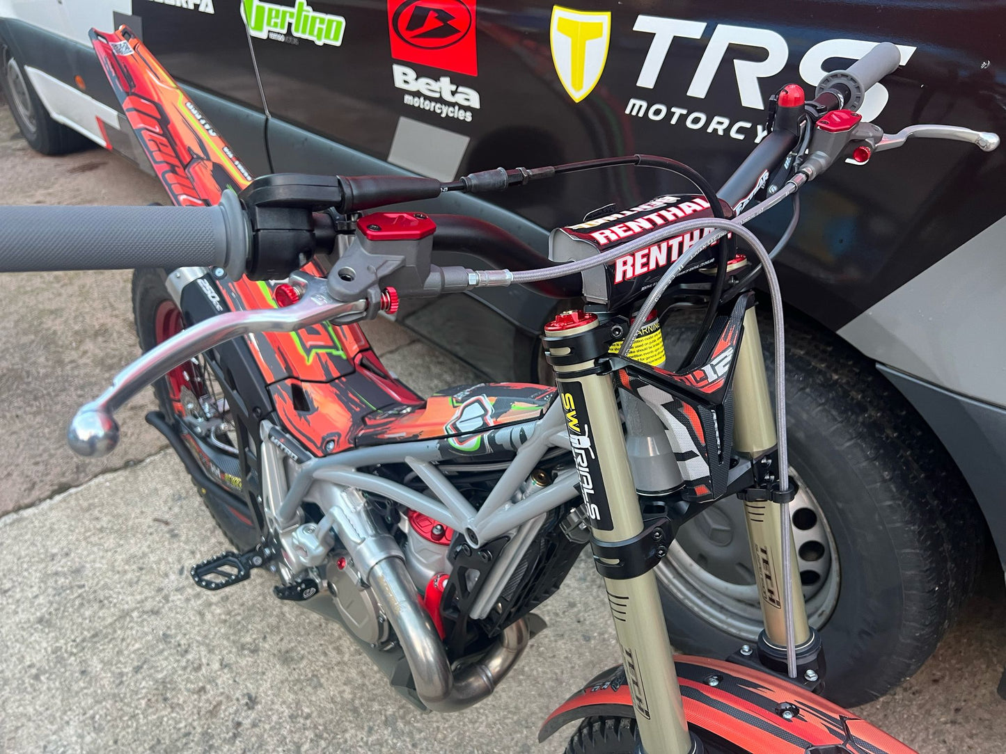 2025 Vertigo Nitro DL12 Dougie Lampkin Replica 125cc/225cc/250cc/300cc Trials Bike