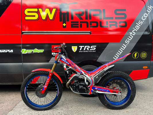2024 Beta EVO Factory 2T 300cc Trials Bike