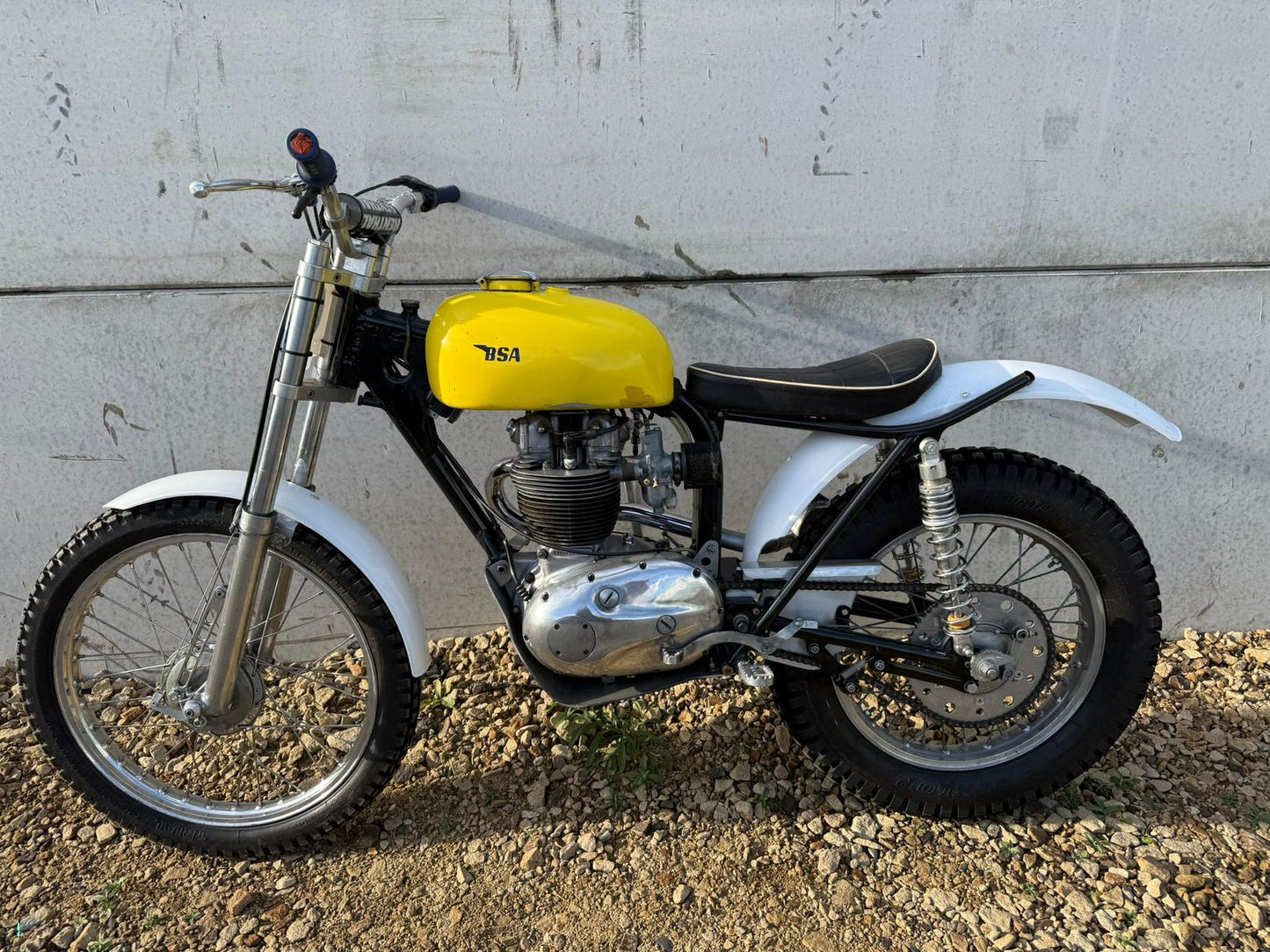 1965 BSA B40 350cc Classic Twinshock Trials Bike