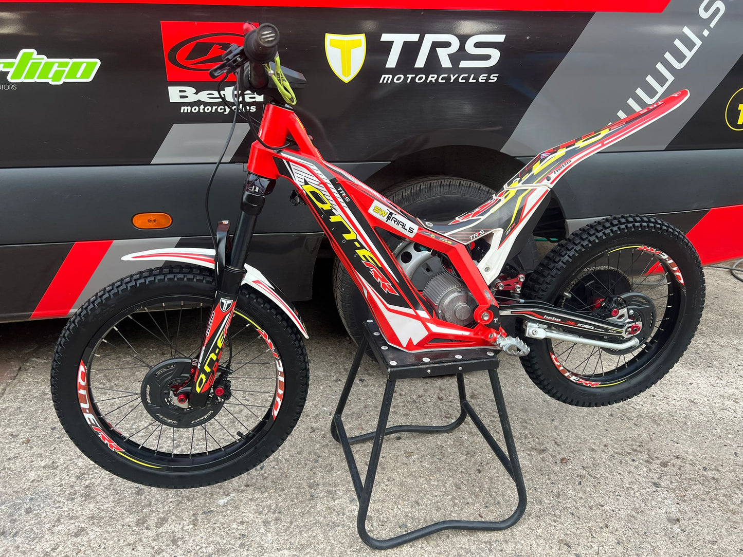 2022 TRS On-E RR 20 Kids Electric Trials Bike