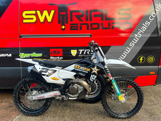 2023 Husqvarna FC450 450cc Motocross Bike