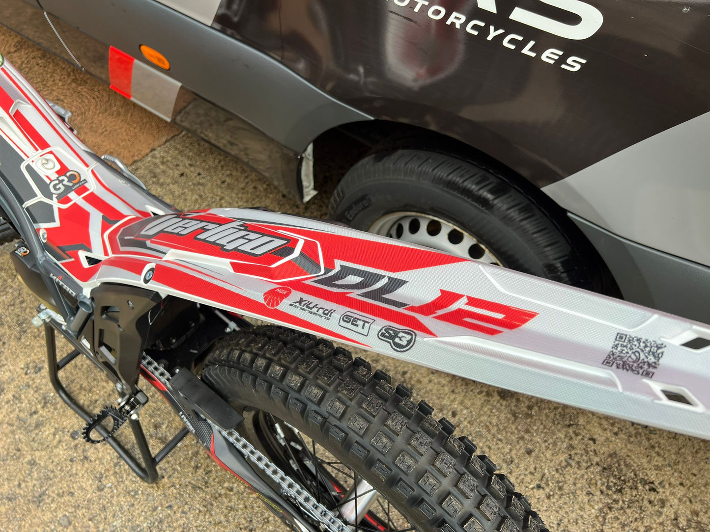 2026 Vertigo Nitro Dougie Lampkin DL26 125cc/250cc/300cc Trials Bike