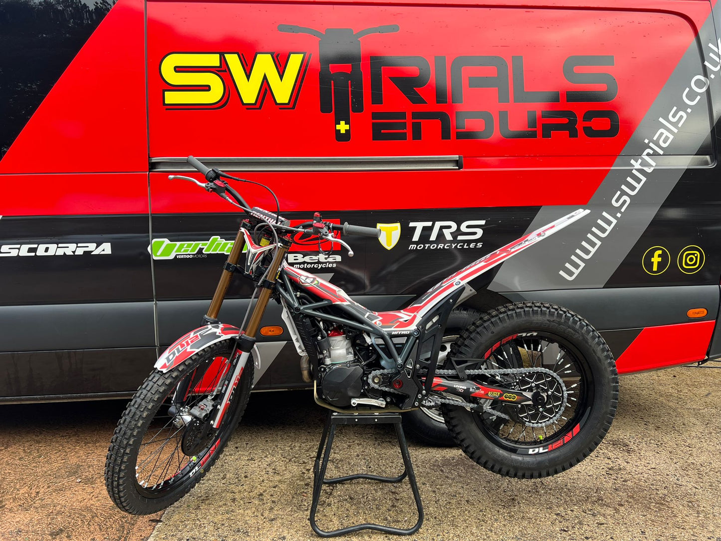 2026 Vertigo Nitro Dougie Lampkin DL26 125cc/250cc/300cc Trials Bike