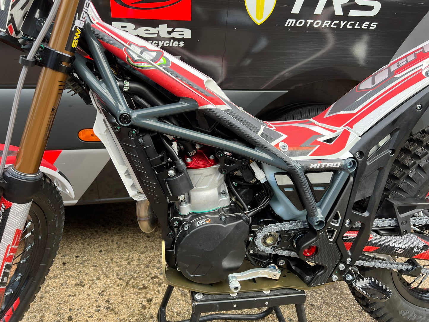 2026 Vertigo Nitro Dougie Lampkin DL26 125cc/250cc/300cc Trials Bike