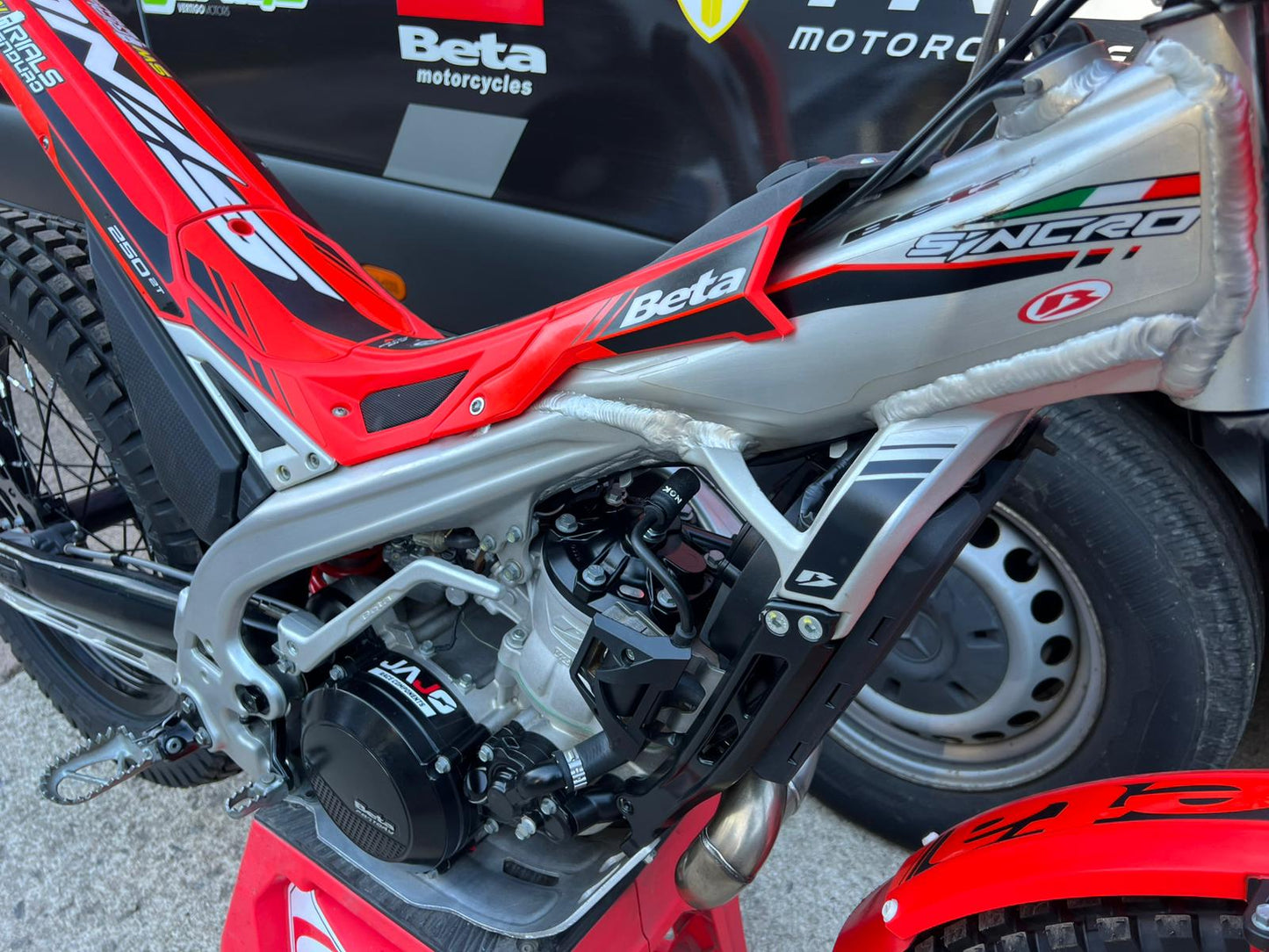 2026 Beta SINCRO 2T 250cc Trials Bike