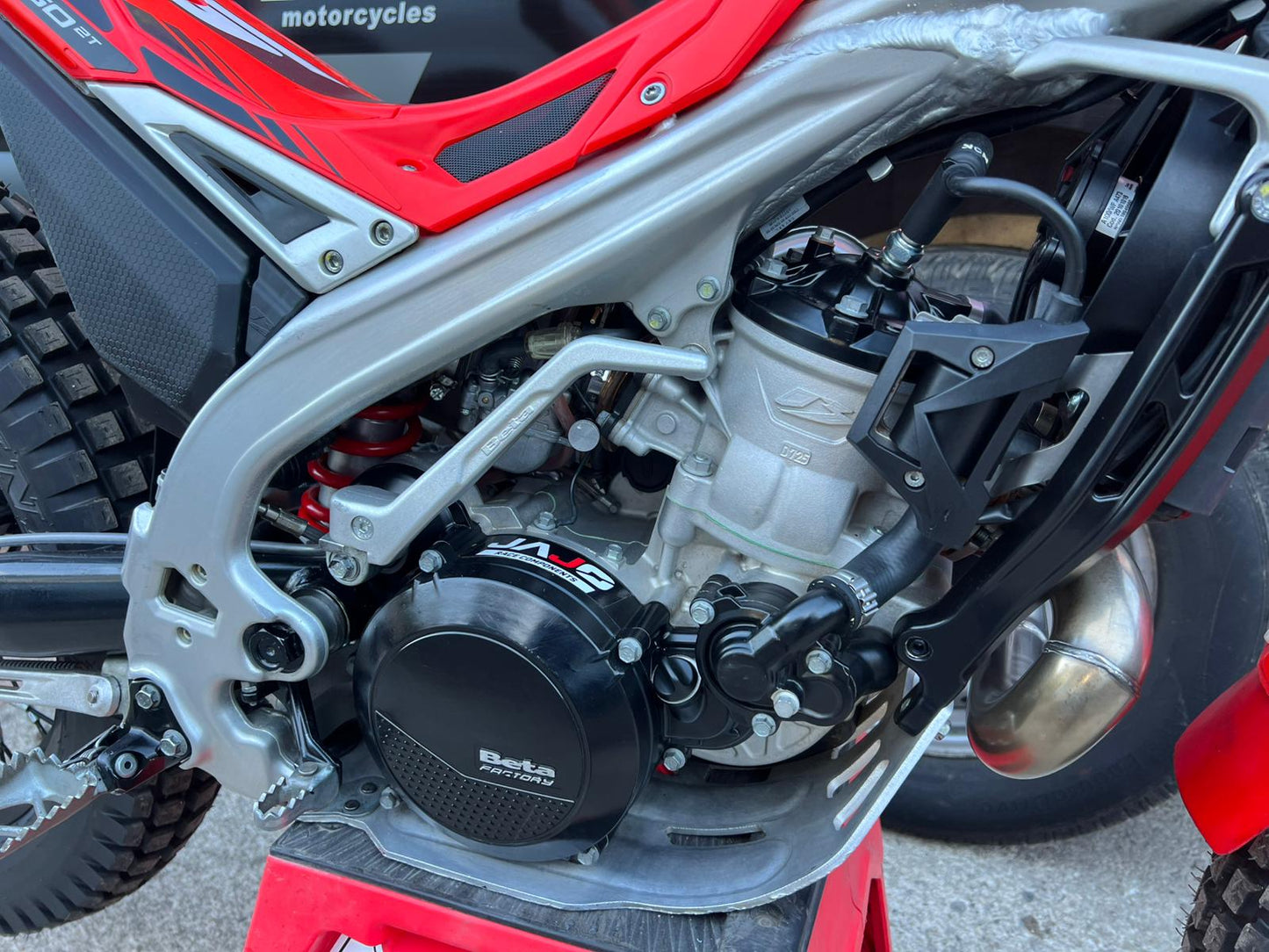 2026 Beta SINCRO 2T 250cc Trials Bike