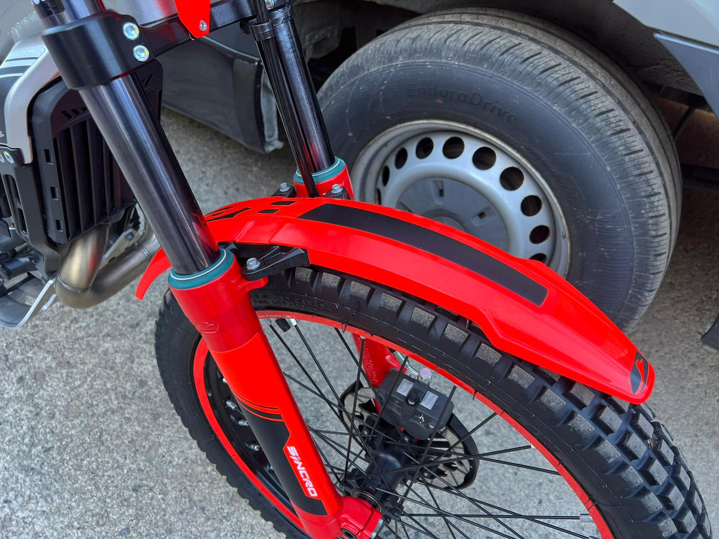 2026 Beta SINCRO 2T 300cc Trials Bike