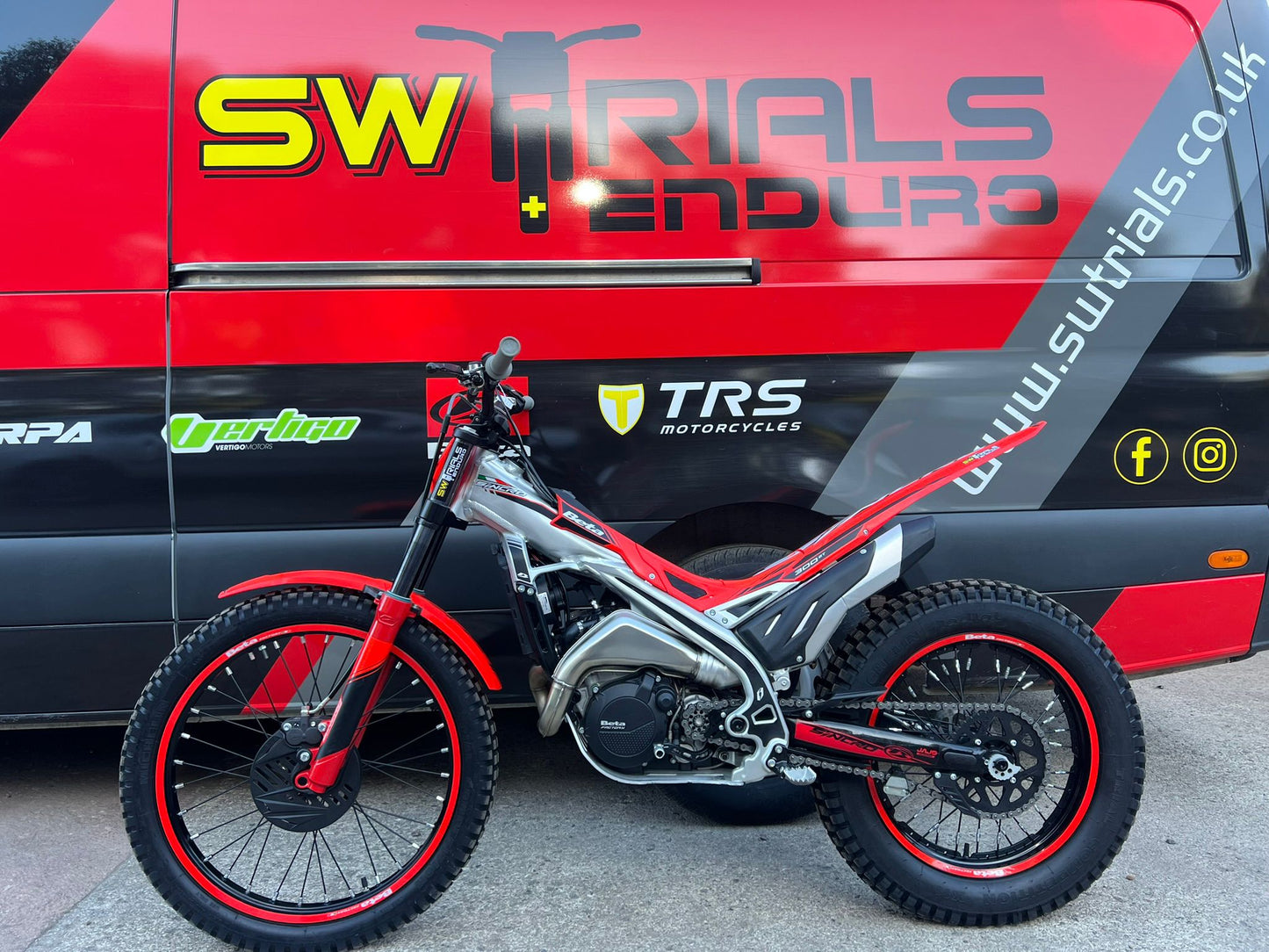 2026 Beta SINCRO 2T 300cc Trials Bike