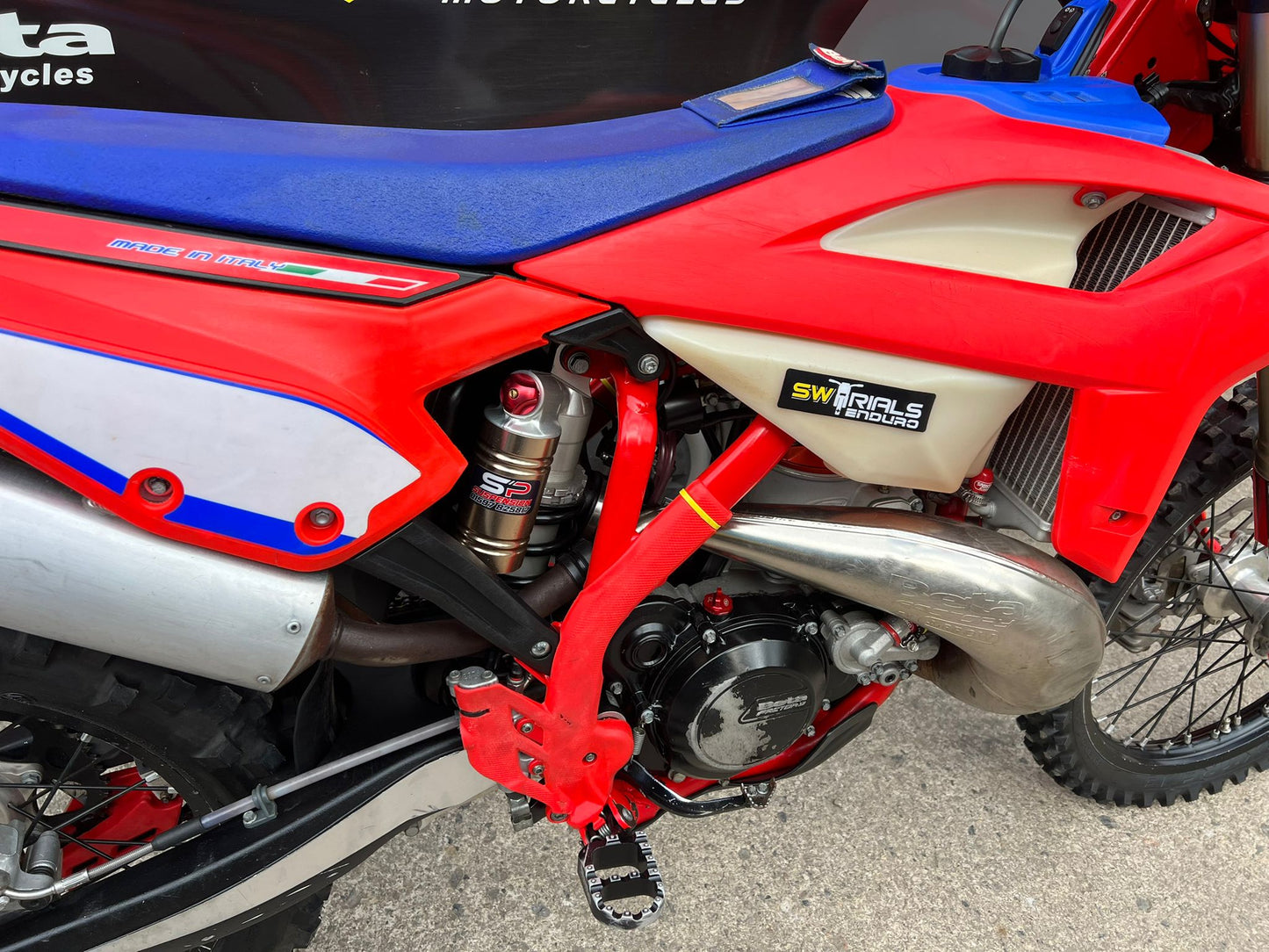 2022 Beta RR Racing 2T 300cc Enduro Bike