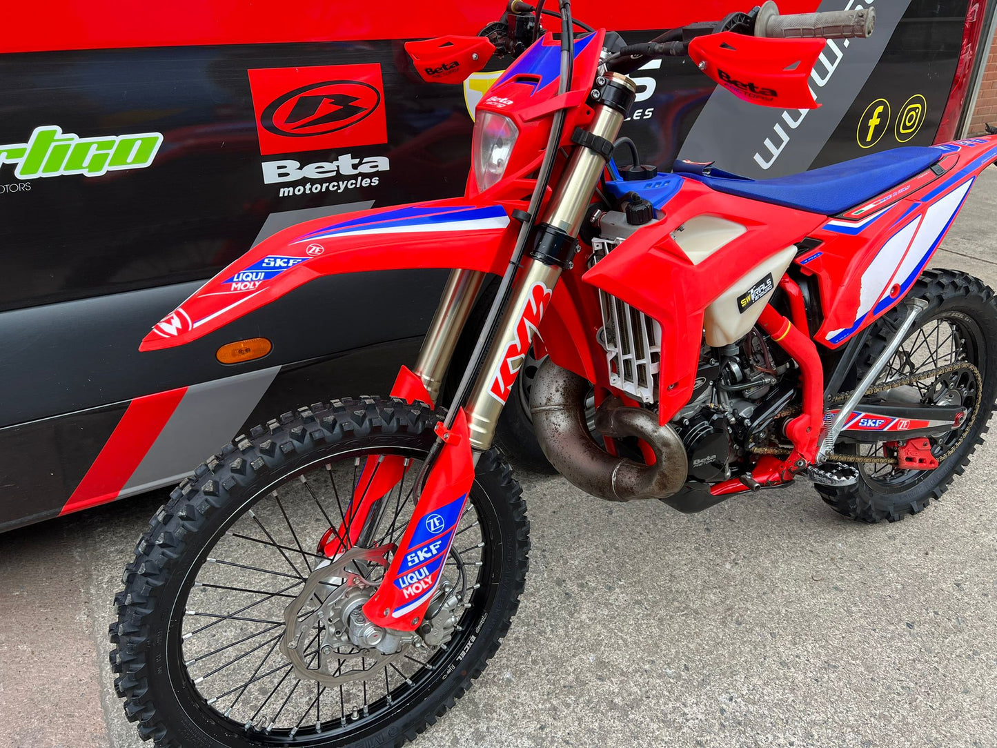 2022 Beta RR Racing 2T 300cc Enduro Bike
