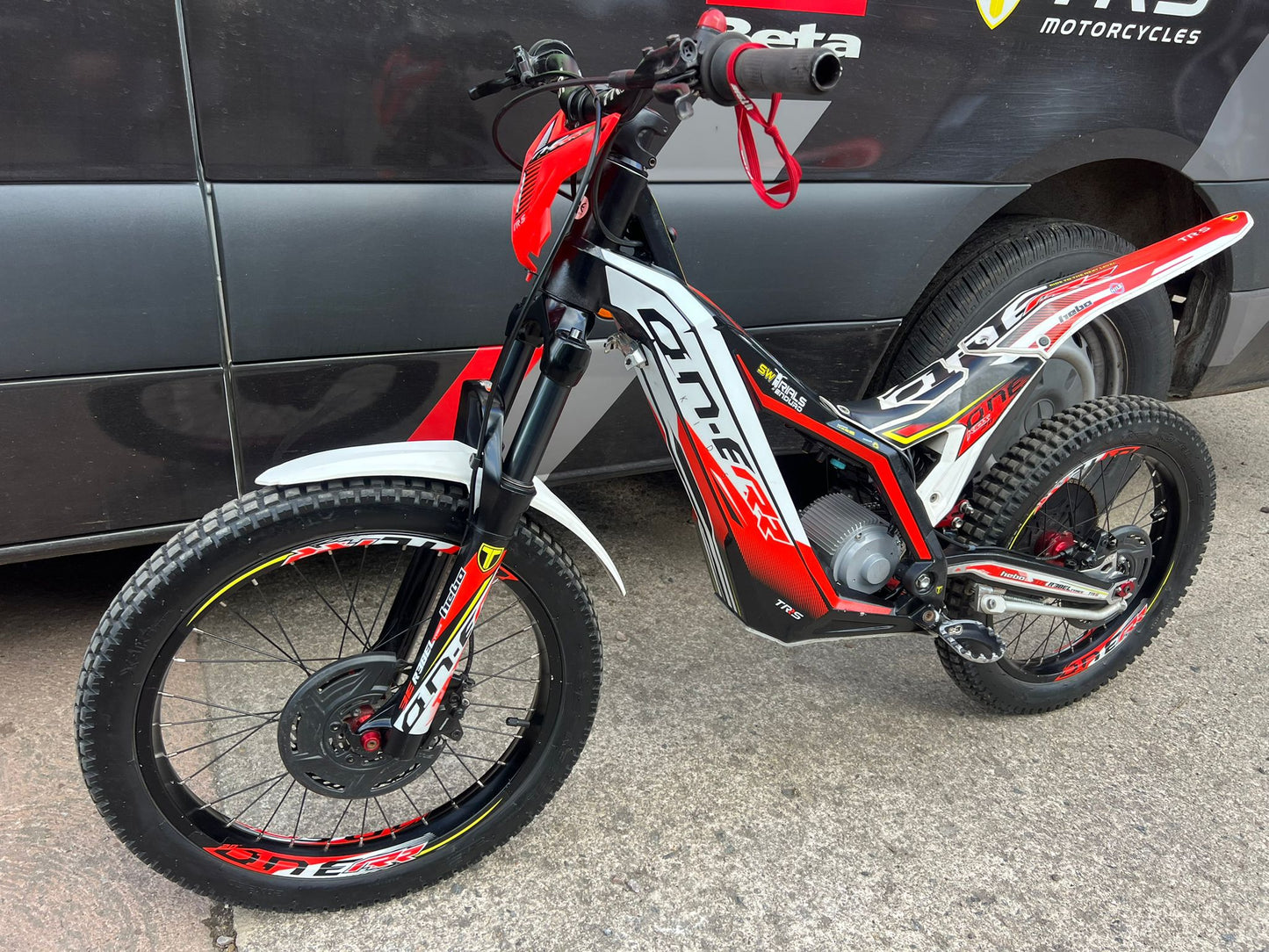 2025 TRS On-E RR 20 Kids Electric Trials Bike