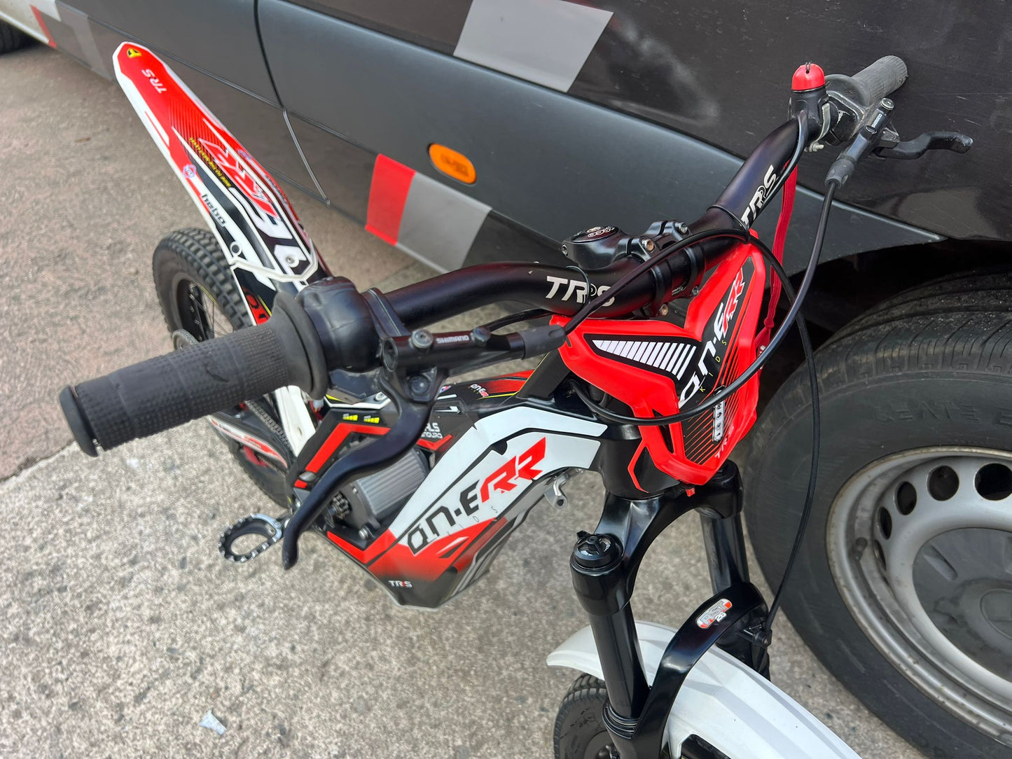 2025 TRS On-E RR 20 Kids Electric Trials Bike