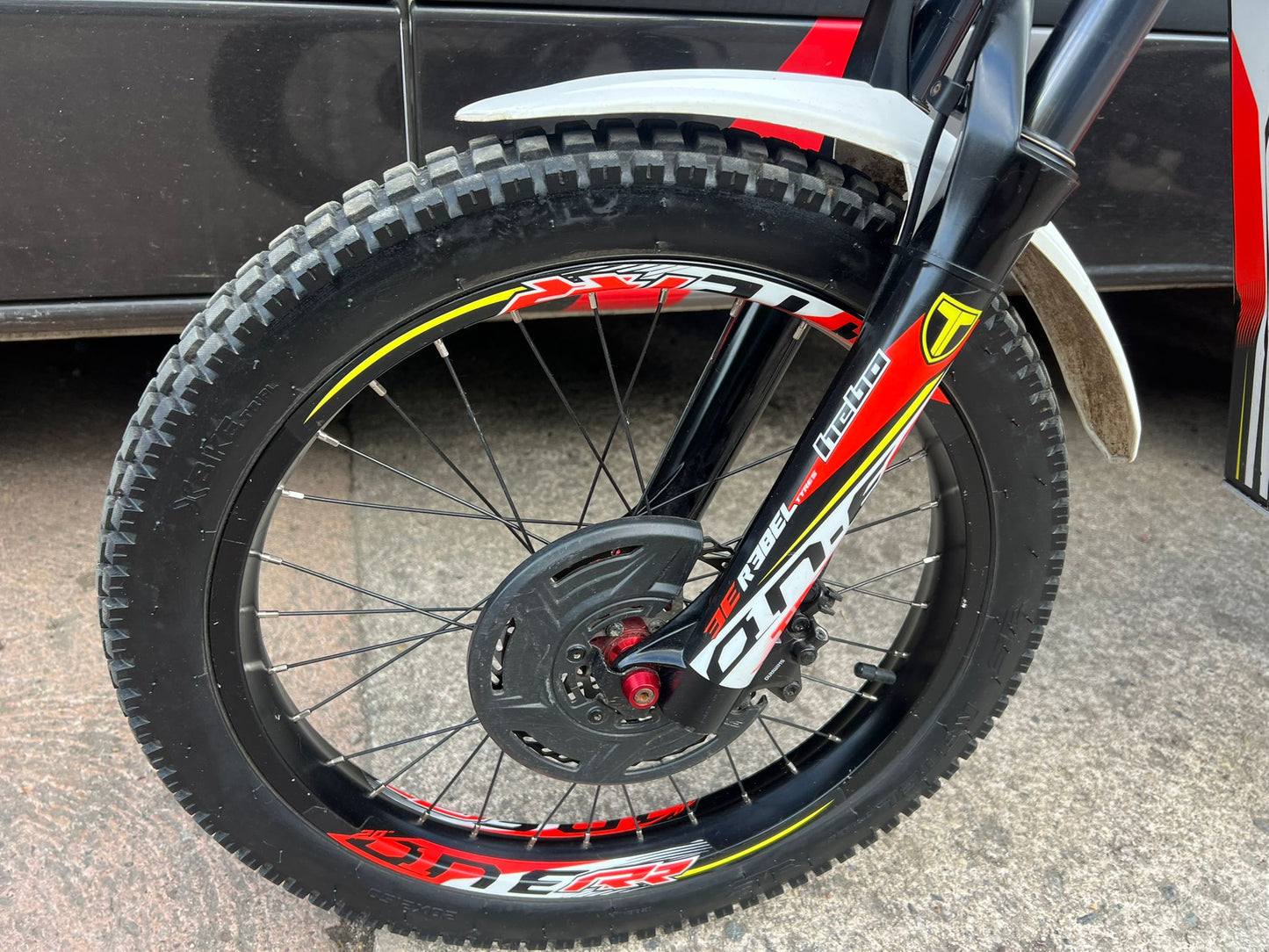2025 TRS On-E RR 20 Kids Electric Trials Bike