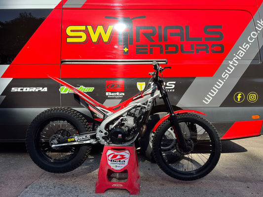 2026 Beta SINCRO 2T 250cc Trials Bike