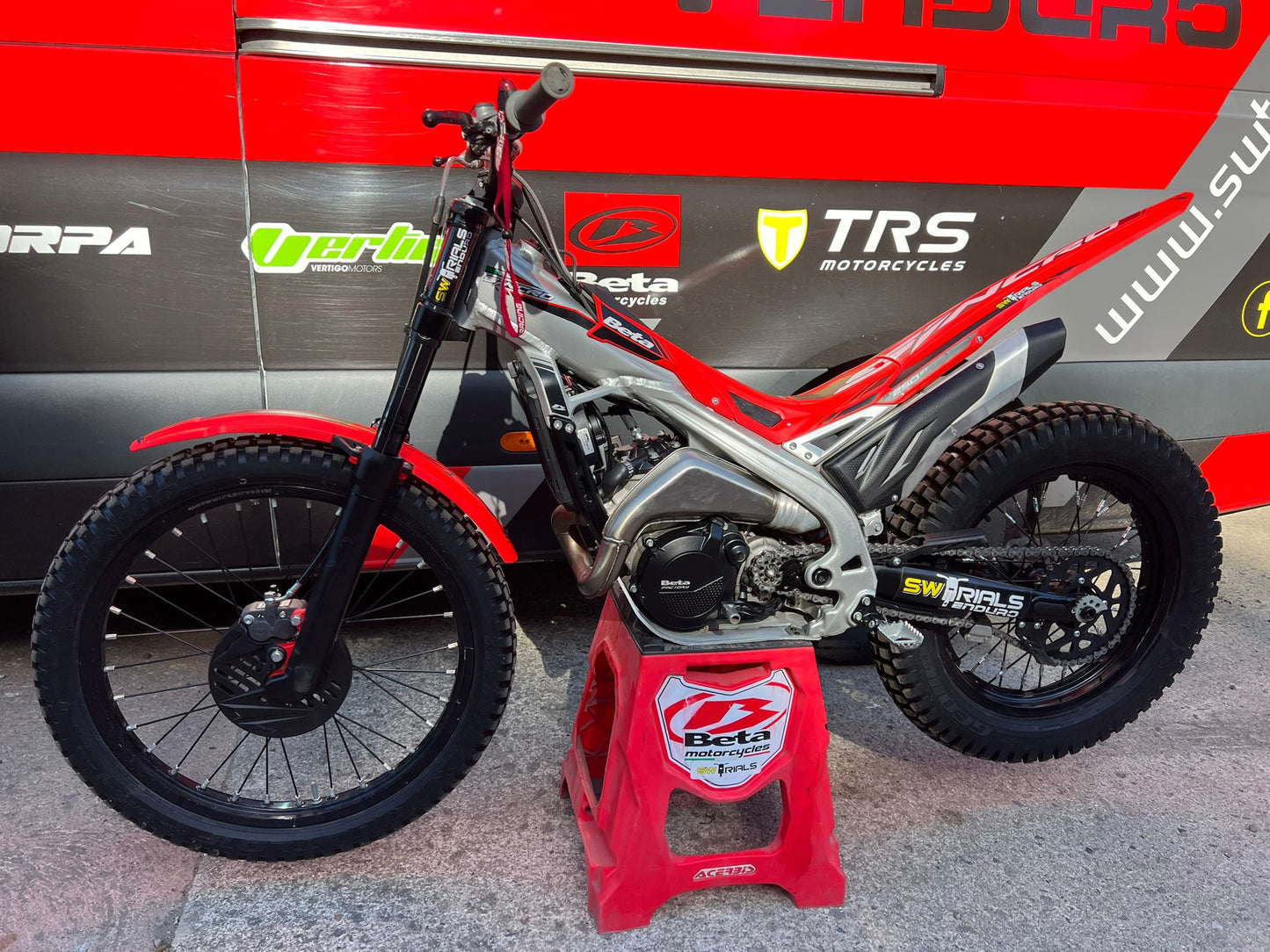2026 Beta SINCRO 2T 250cc Trials Bike