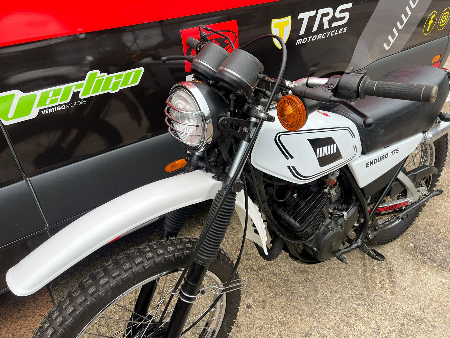 1980 Yamaha DT175 MX 171cc Classic Enduro Bike