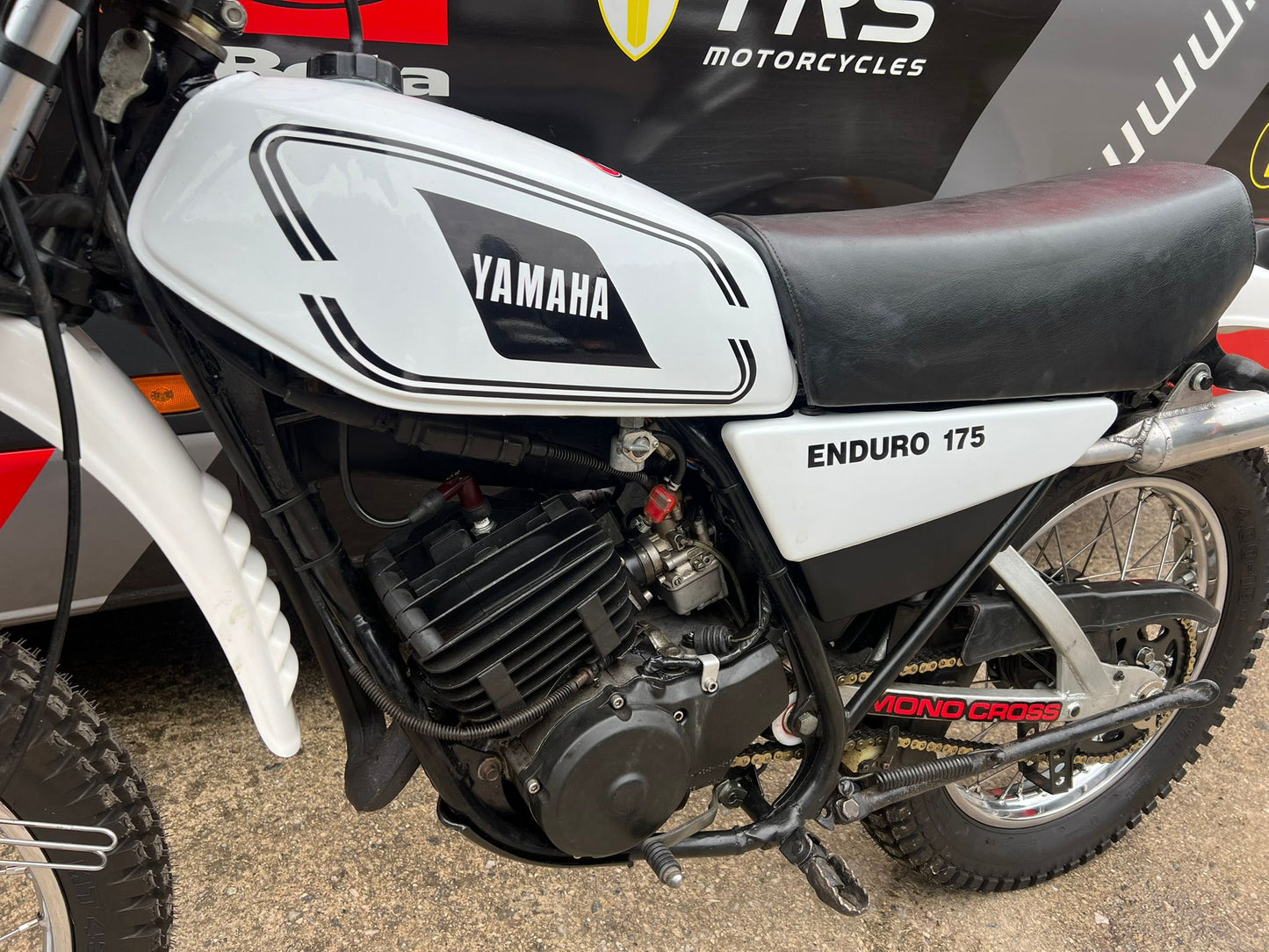 1980 Yamaha DT175 MX 171cc Classic Enduro Bike