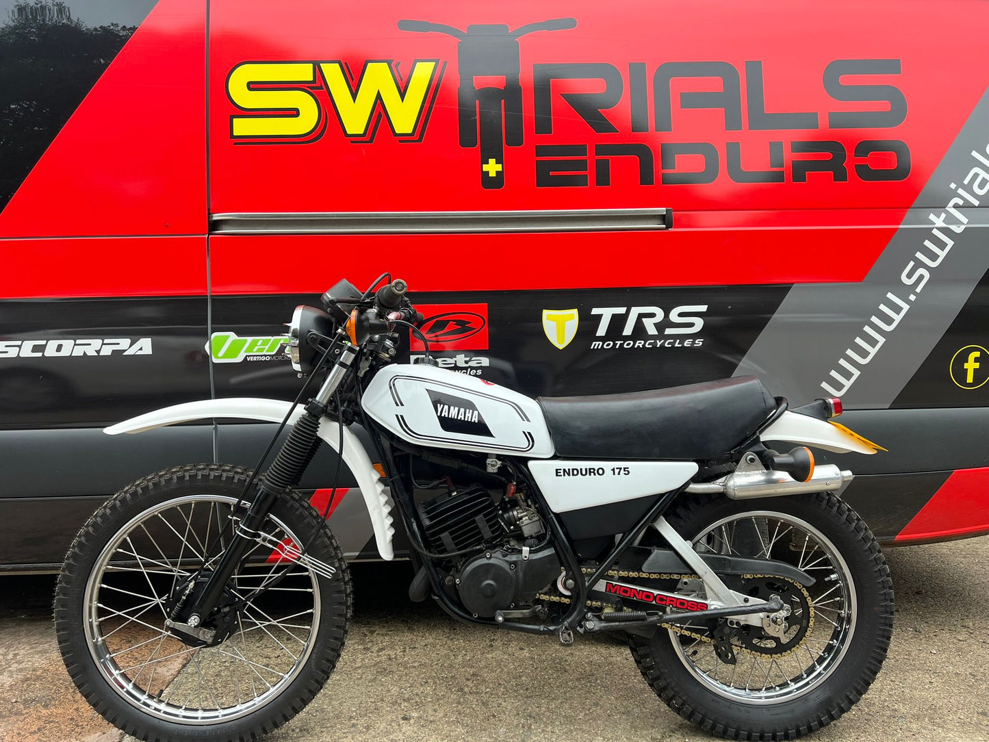 1980 Yamaha DT175 MX 171cc Classic Enduro Bike
