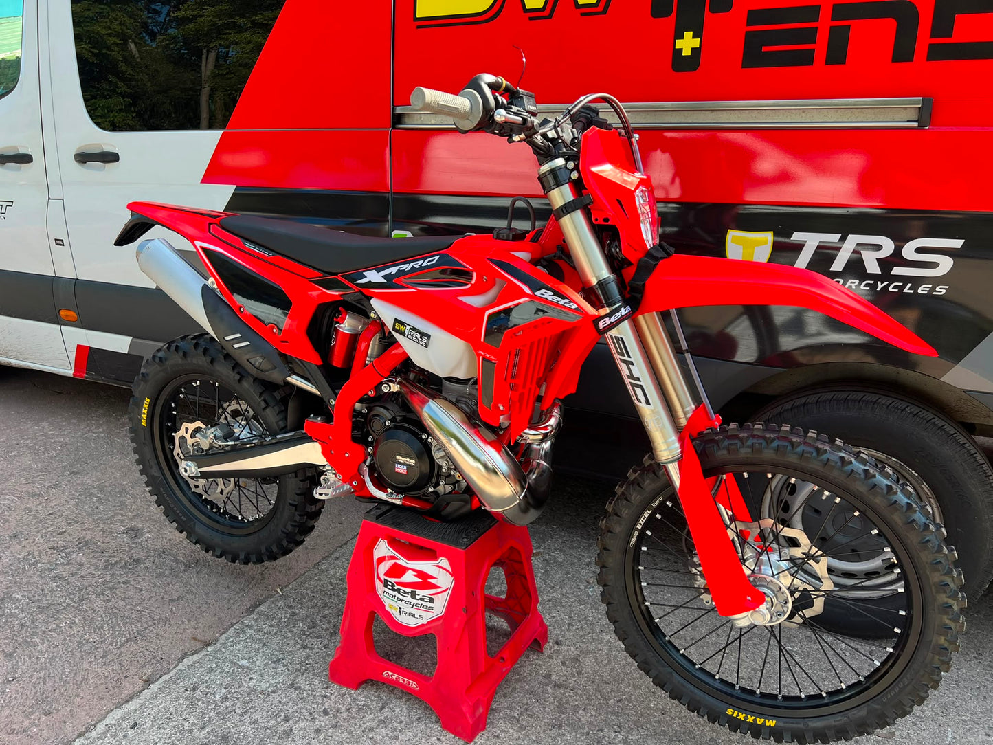 2027 Beta RR X-PRO 2T 250cc/300cc Enduro Bike
