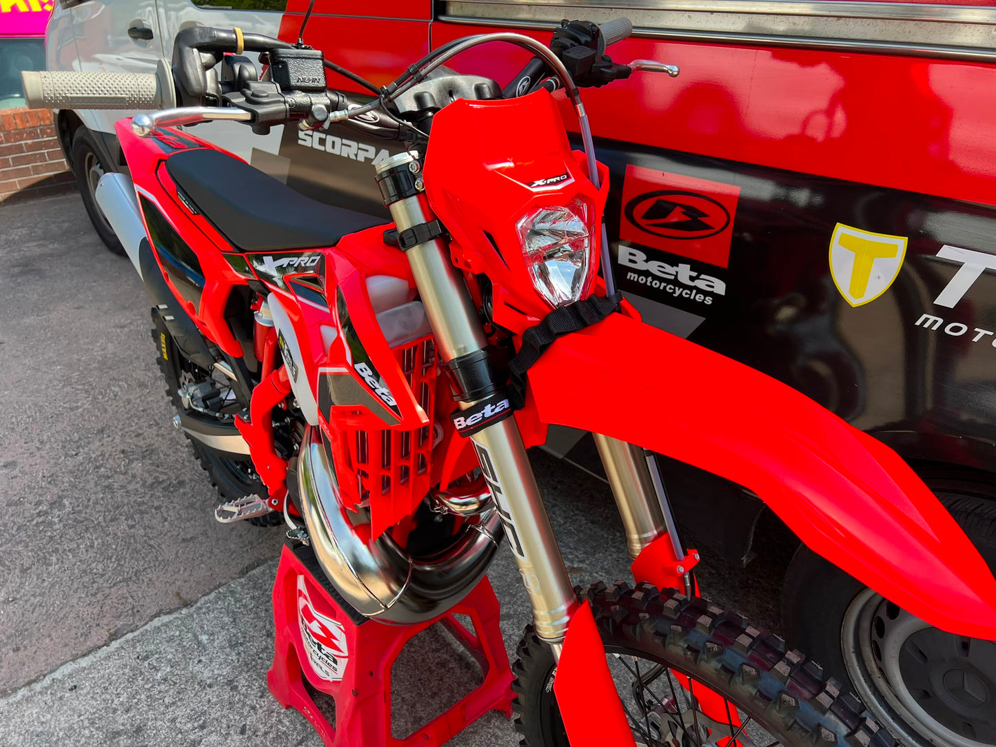 2027 Beta RR X-PRO 2T 250cc/300cc Enduro Bike