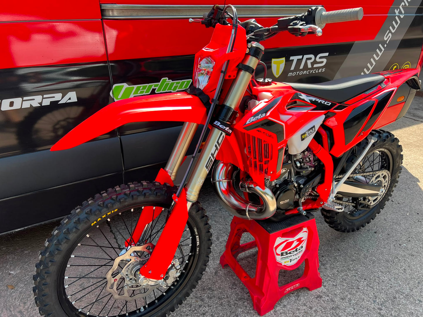 2027 Beta RR X-PRO 2T 250cc/300cc Enduro Bike