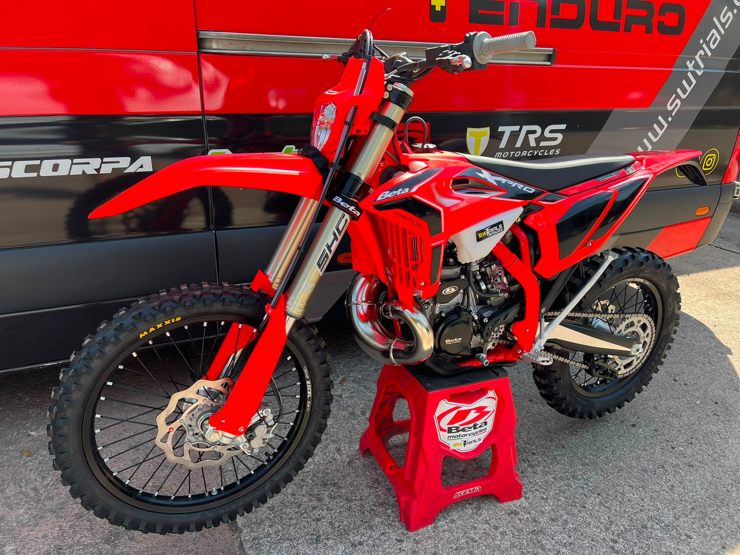 2027 Beta RR X-PRO 2T 250cc/300cc Enduro Bike