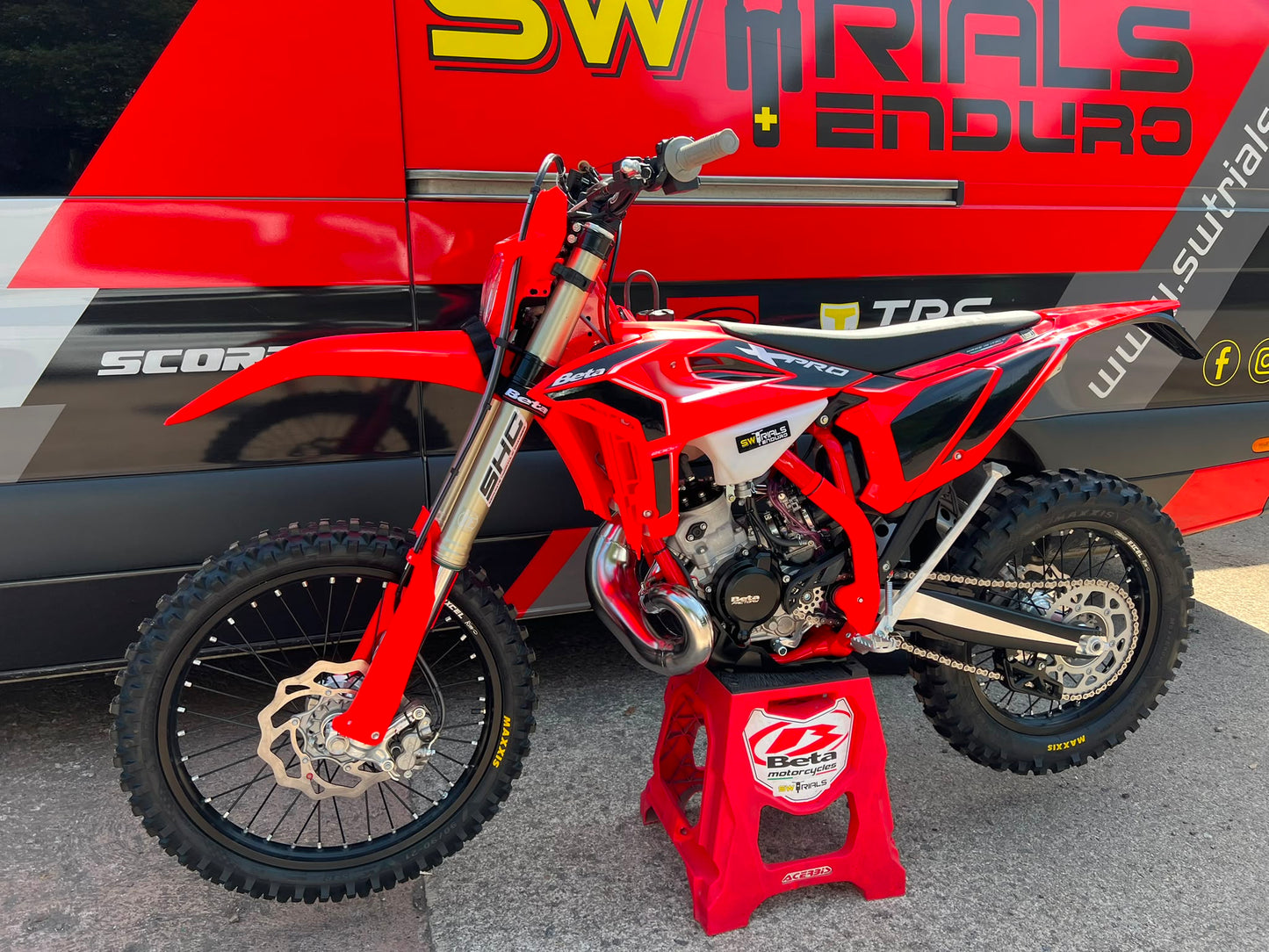 2027 Beta RR X-PRO 2T 200cc Enduro Bike