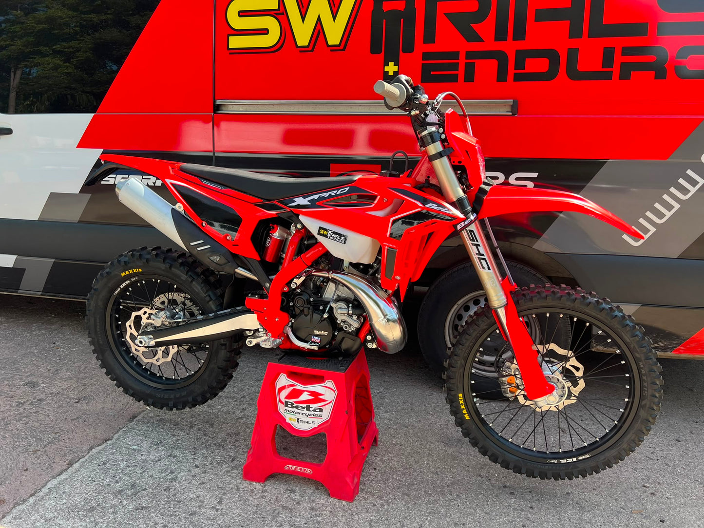2027 Beta RR X-PRO 2T 200cc Enduro Bike