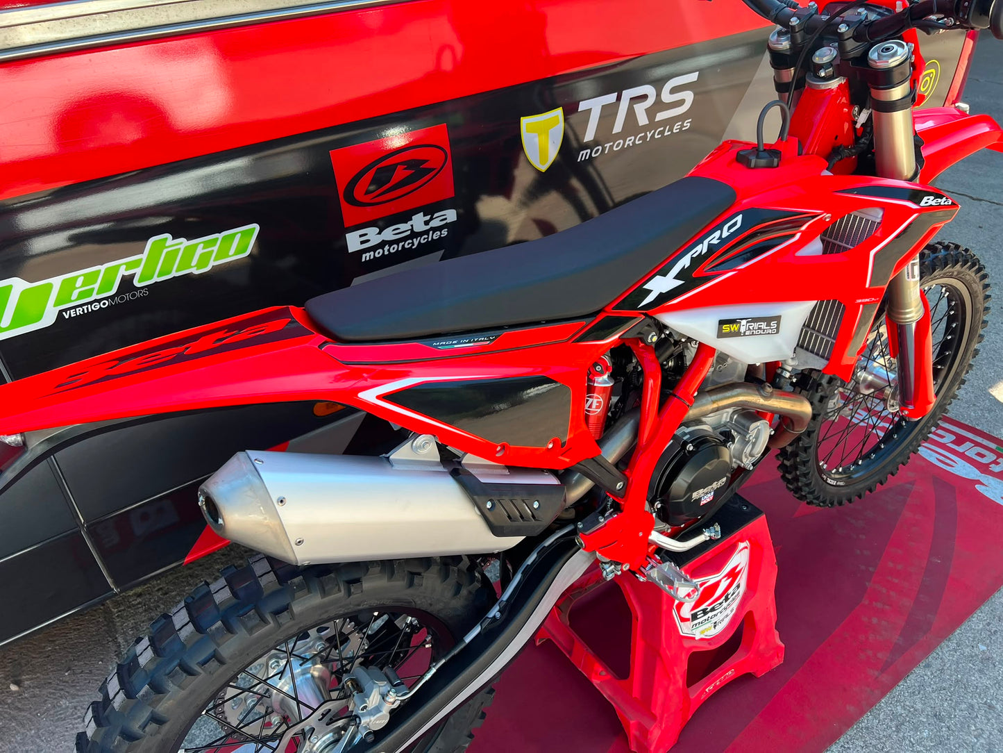 2027 Beta RR X-PRO 4T 350cc/390cc Enduro Bike