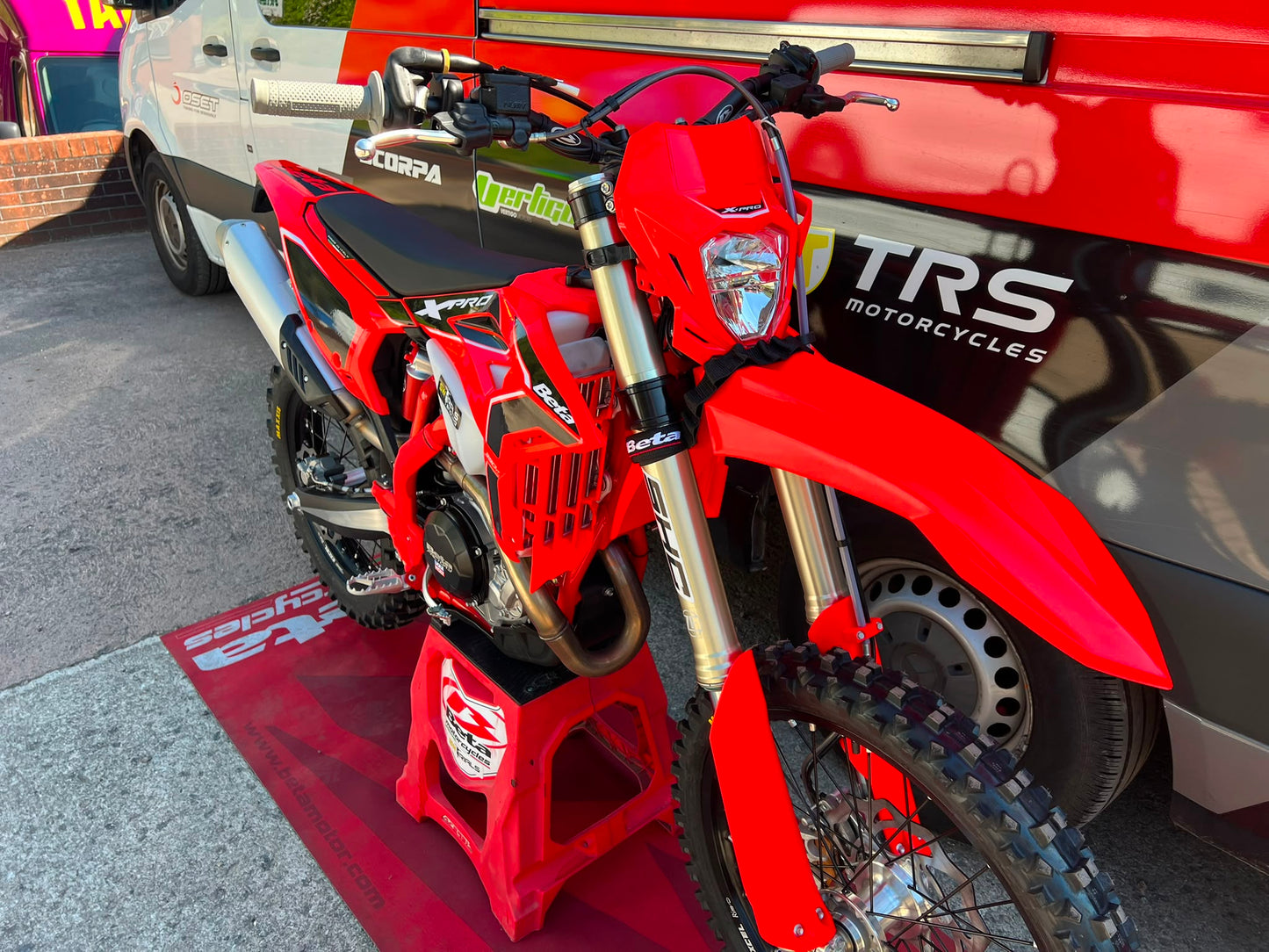 2027 Beta RR X-PRO 4T 350cc/390cc Enduro Bike