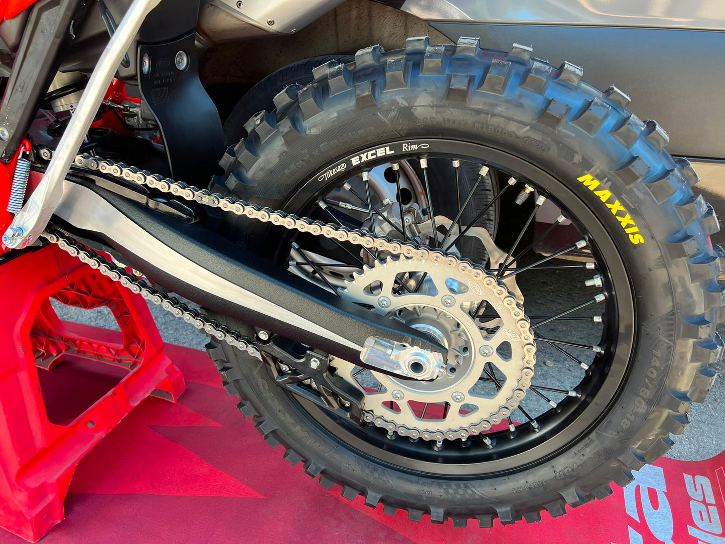 2027 Beta RR X-PRO 4T 350cc/390cc Enduro Bike