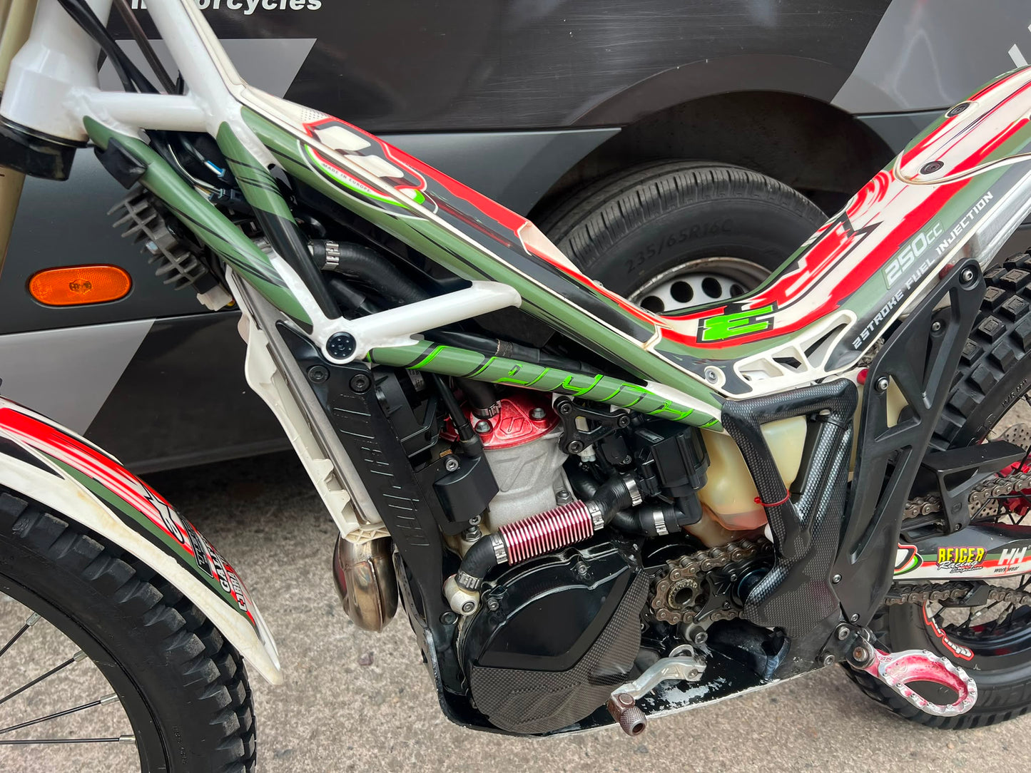 2021 Vertigo Vertical R3 250cc Trials Bike