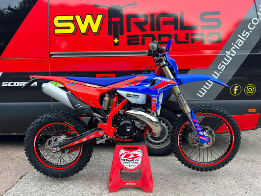 2027 Beta RR Race 2T 250cc/300cc Enduro Bike