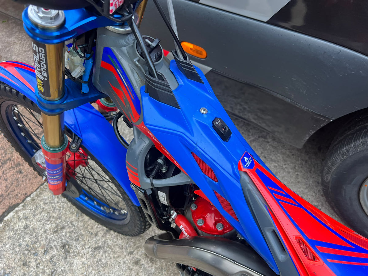 2025 Beta EVO Factory 2T 300cc Trials Bike