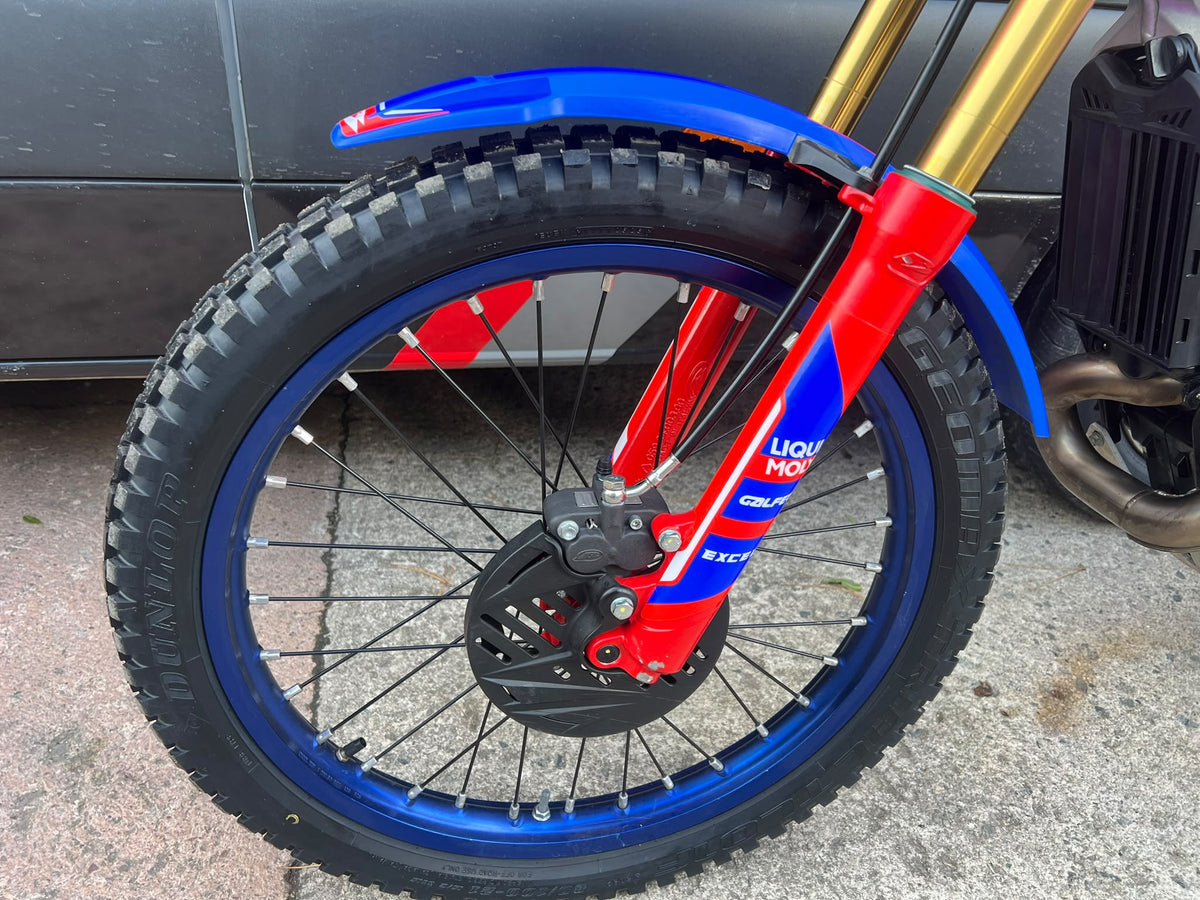 2026 Beta SINCRO Factory 2T 300cc Trials Bike