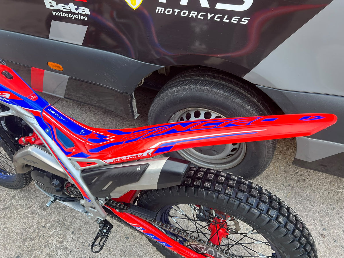 2026 Beta SINCRO Factory 2T 300cc Trials Bike
